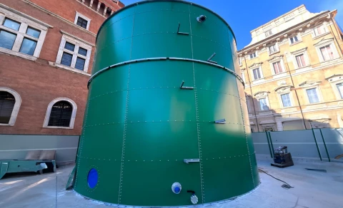 Galvanised Steel Tank in the Heart of Rome