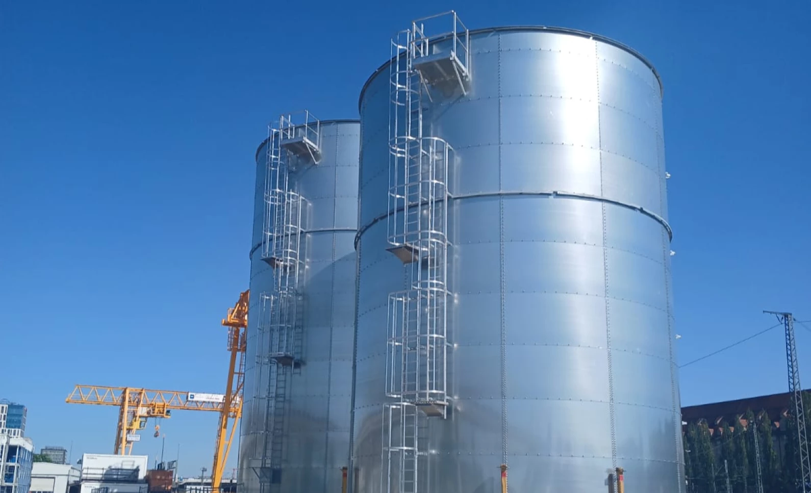 Industrial process reserve tanks in Munich