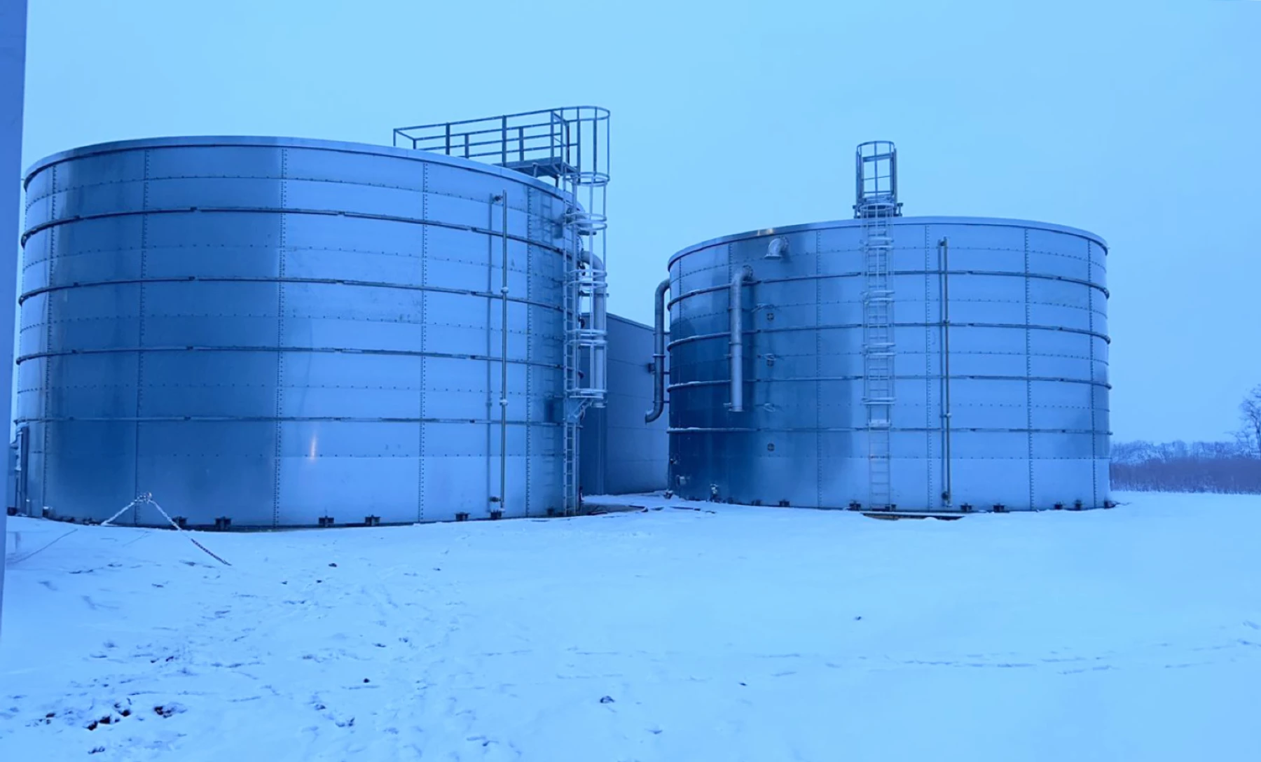 Process water tanks - Hungary